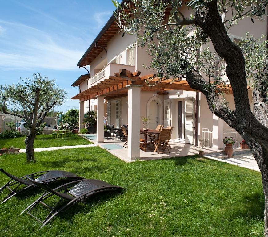 B&B Alle Tre Rose Монтиньйозо Экстерьер фото