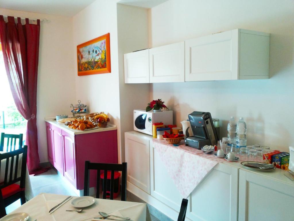 B&B Alle Tre Rose Монтиньйозо Экстерьер фото